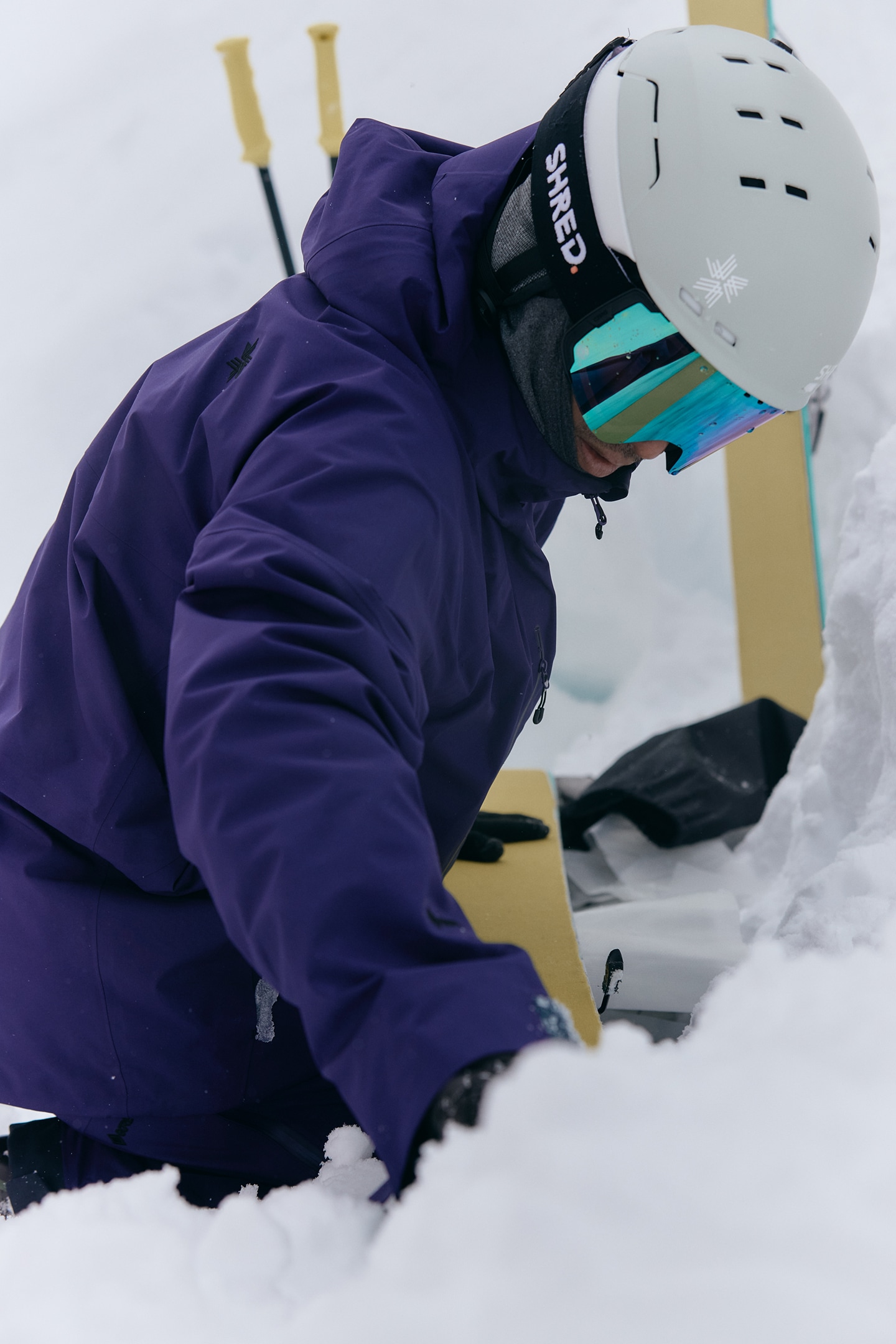 G05300 GORE-TEX PRO 3L Jacketの着用イメージ