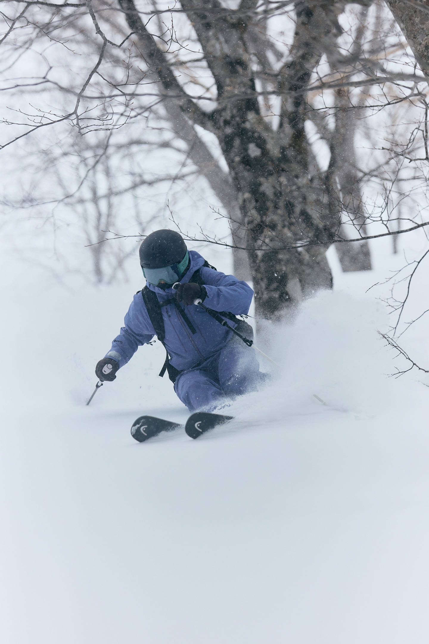 GW05300 W's GORE-TEX PRO 3L Jacketの着用イメージ