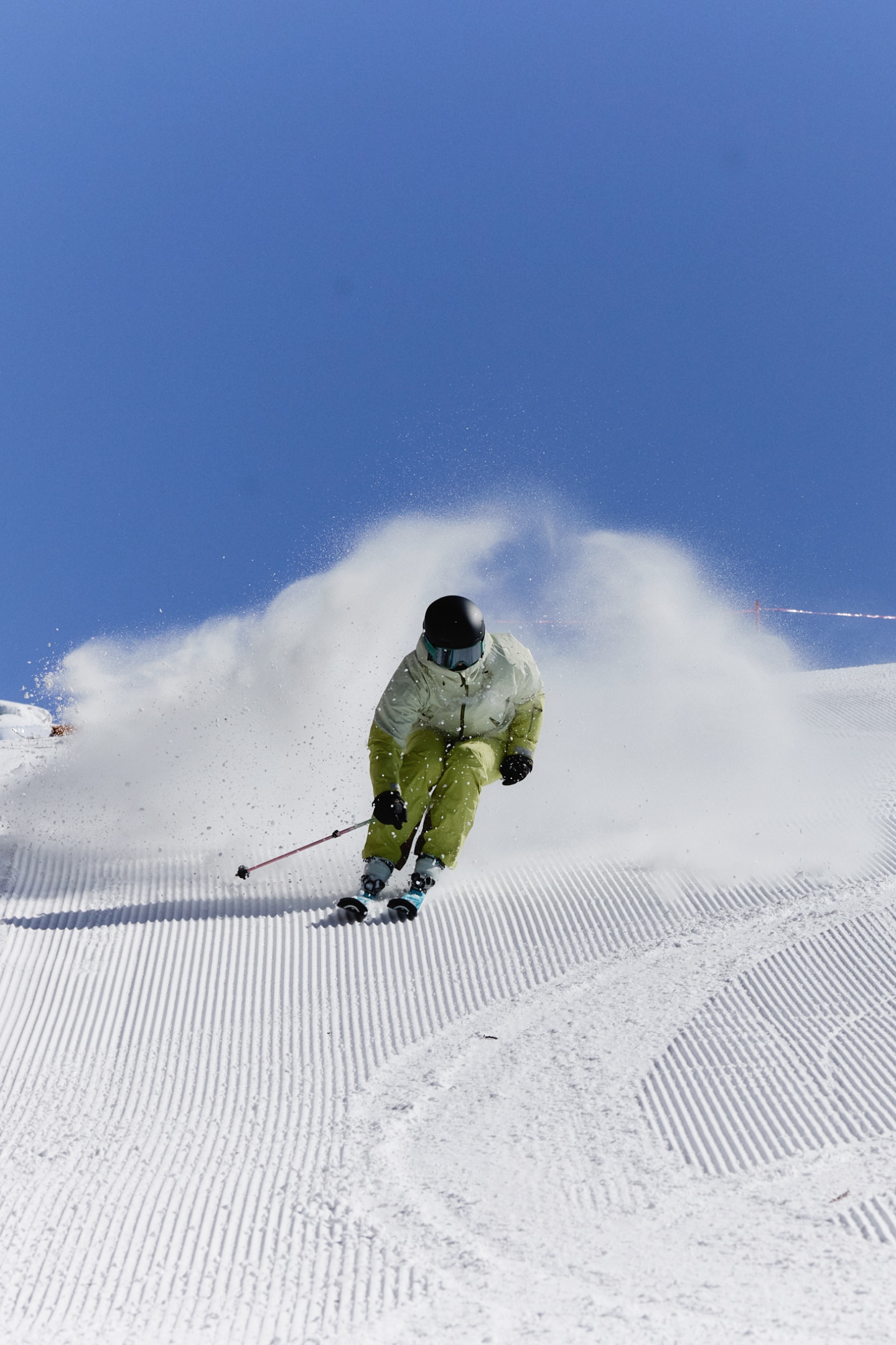 GW05307 W's GORE-TEX 2L Jacketの着用イメージ