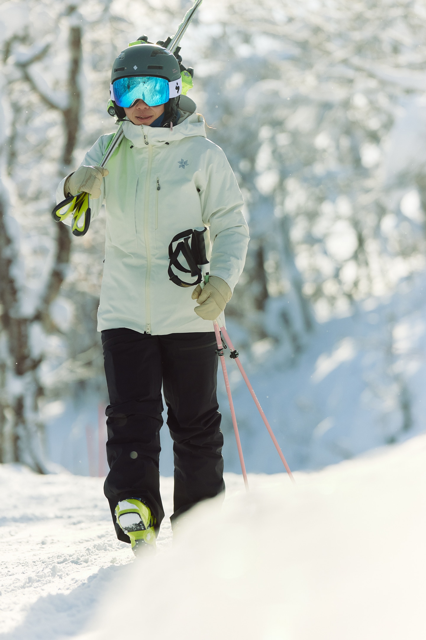 GW15306 W's G-Axis Jacketの着用イメージ