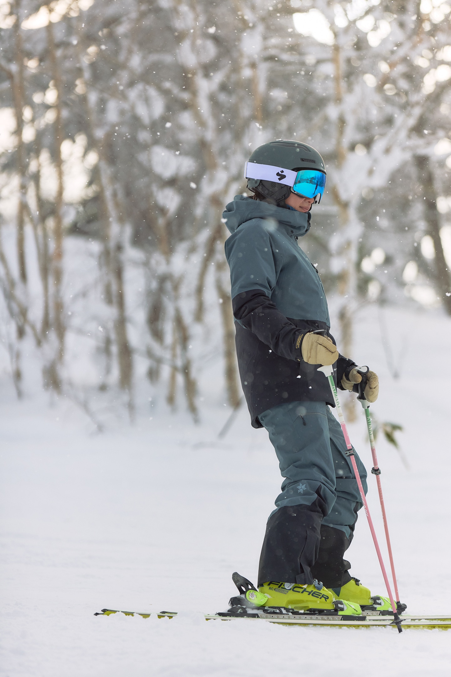 GW15306 W's G-Axis Jacketの着用イメージ